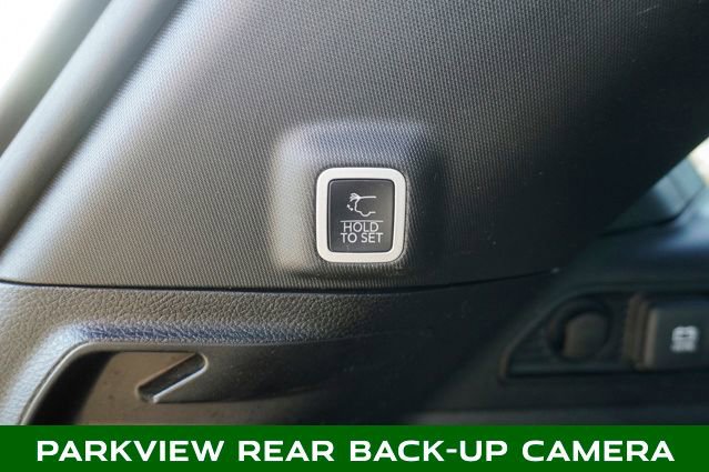 Used 2023 Jeep Grand Cherokee Altitude image 6