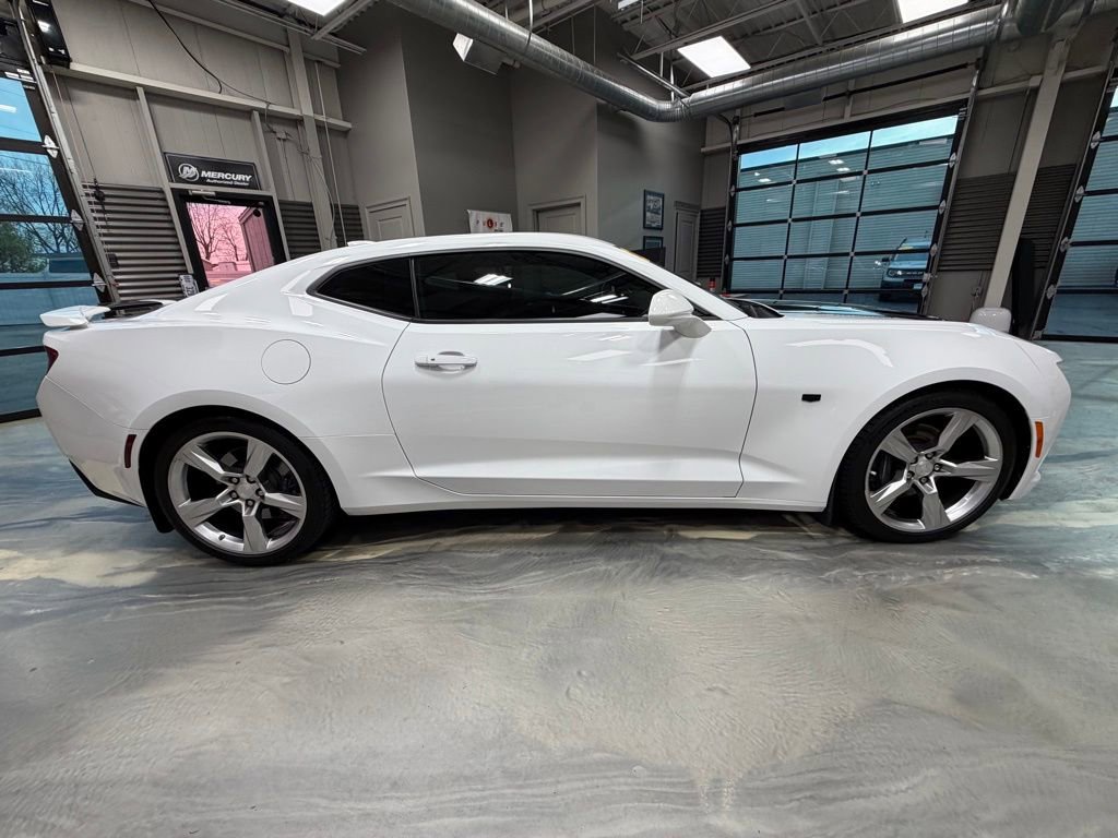Used 2018 Chevrolet Camaro SS image 34