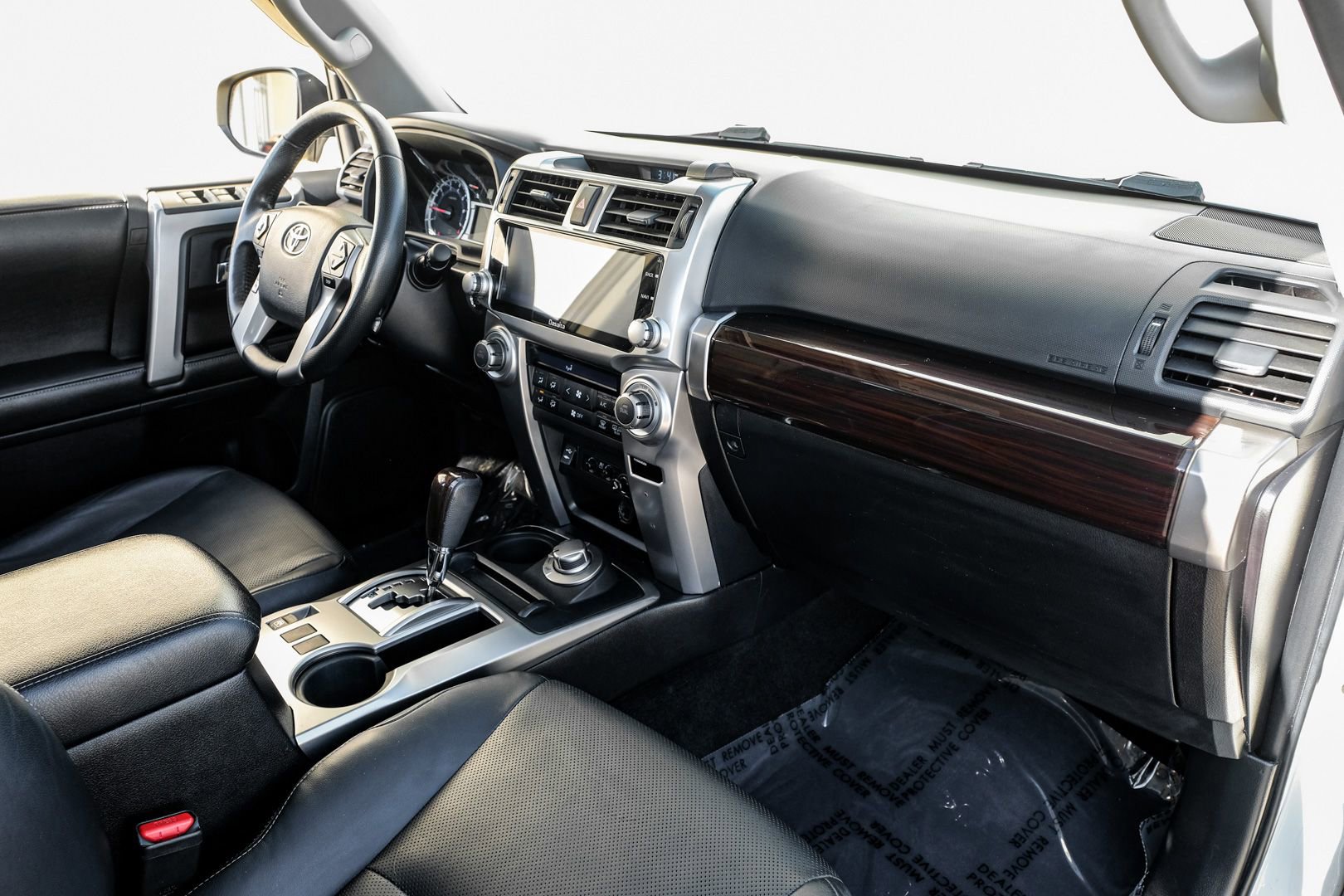 Used 2014 Toyota 4Runner Limited image 12