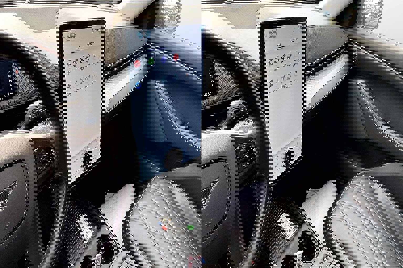 Used 2021 Ford Mustang Mach-E Select w/ Comfort/Appearance Package image 6