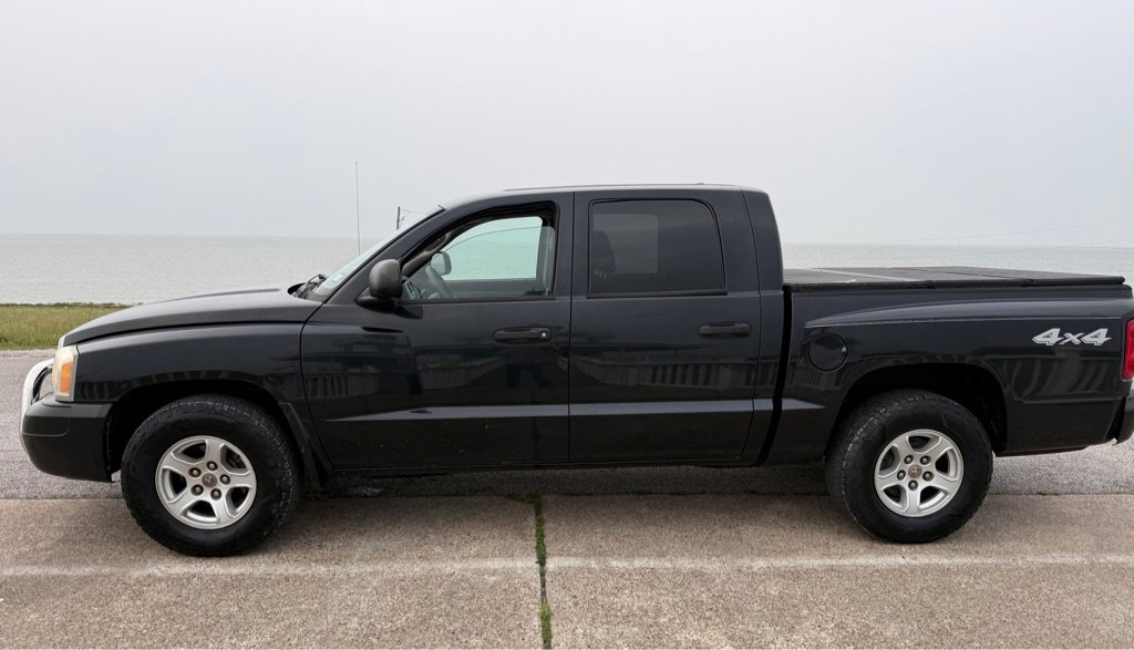 Used 2007 Dodge Dakota SLT w/ Trailer Tow Group AWD/4WD image 8