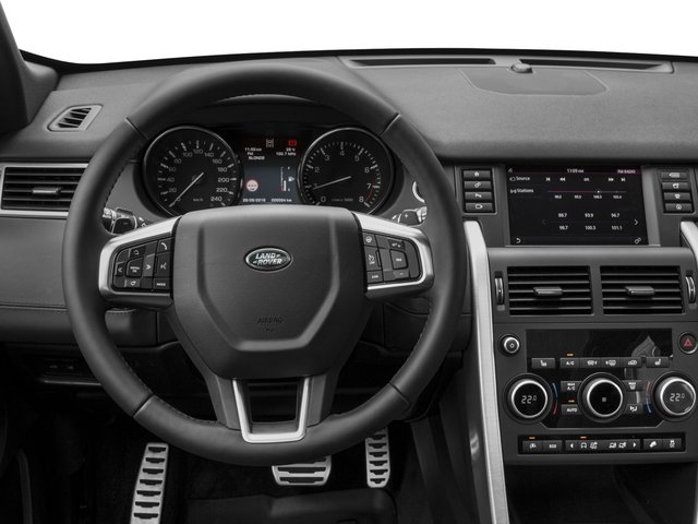 Used 2017 Land Rover Discovery Sport HSE image 7