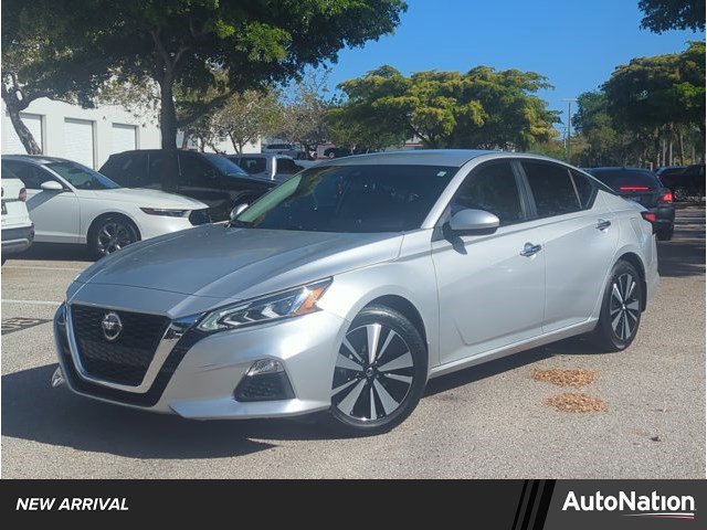 Used 2022 Nissan Altima 2.5 SV
