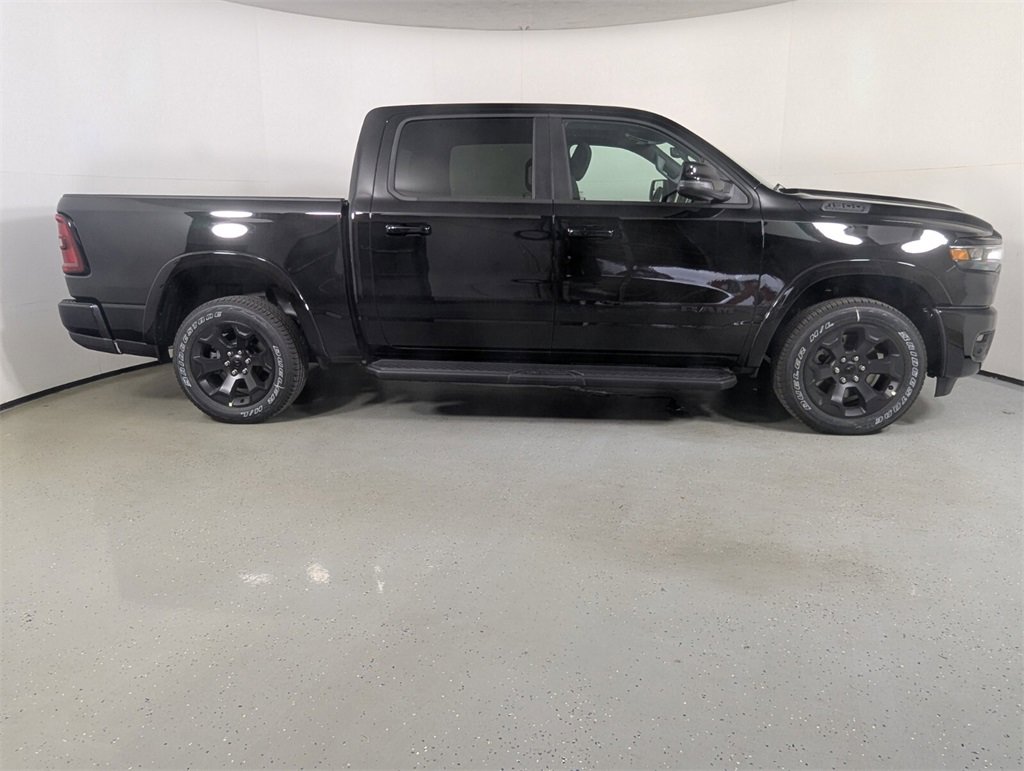 New 2026 RAM 1500 2WD Crew Cab image 4