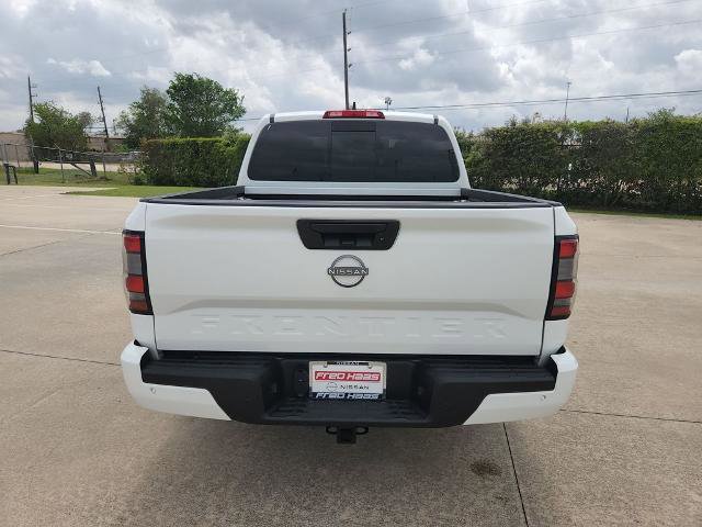 Certified 2025 Nissan Frontier SV w/ SV Convenience Package RWD image 6