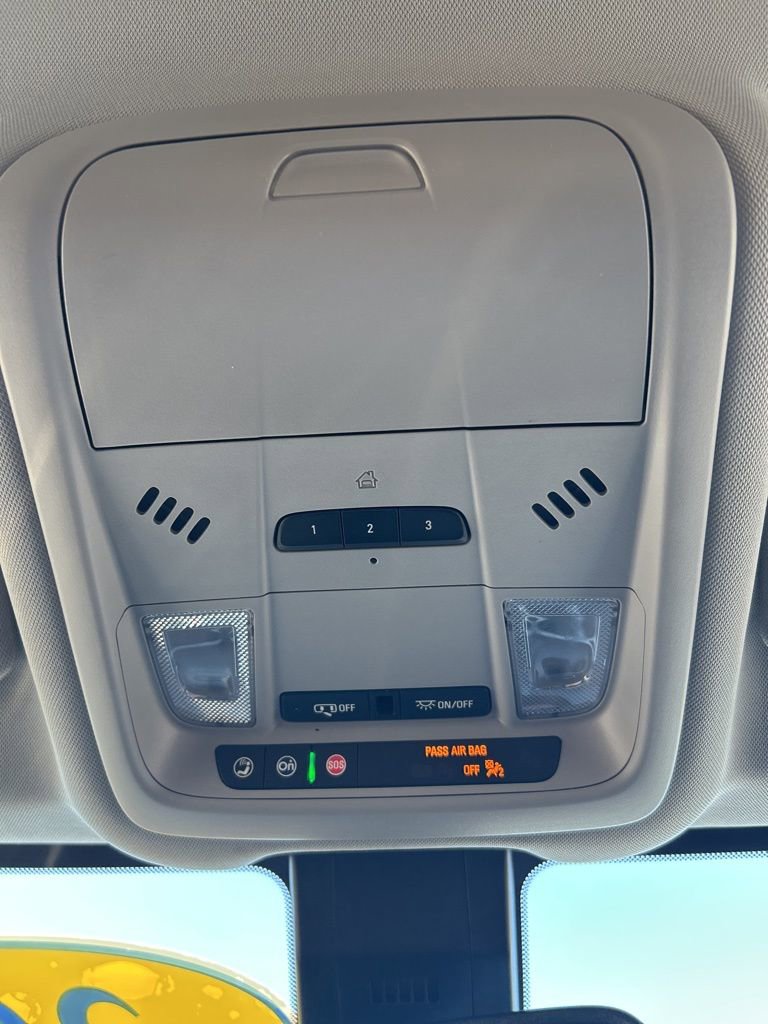 Used 2023 Chevrolet Equinox Premier image 42