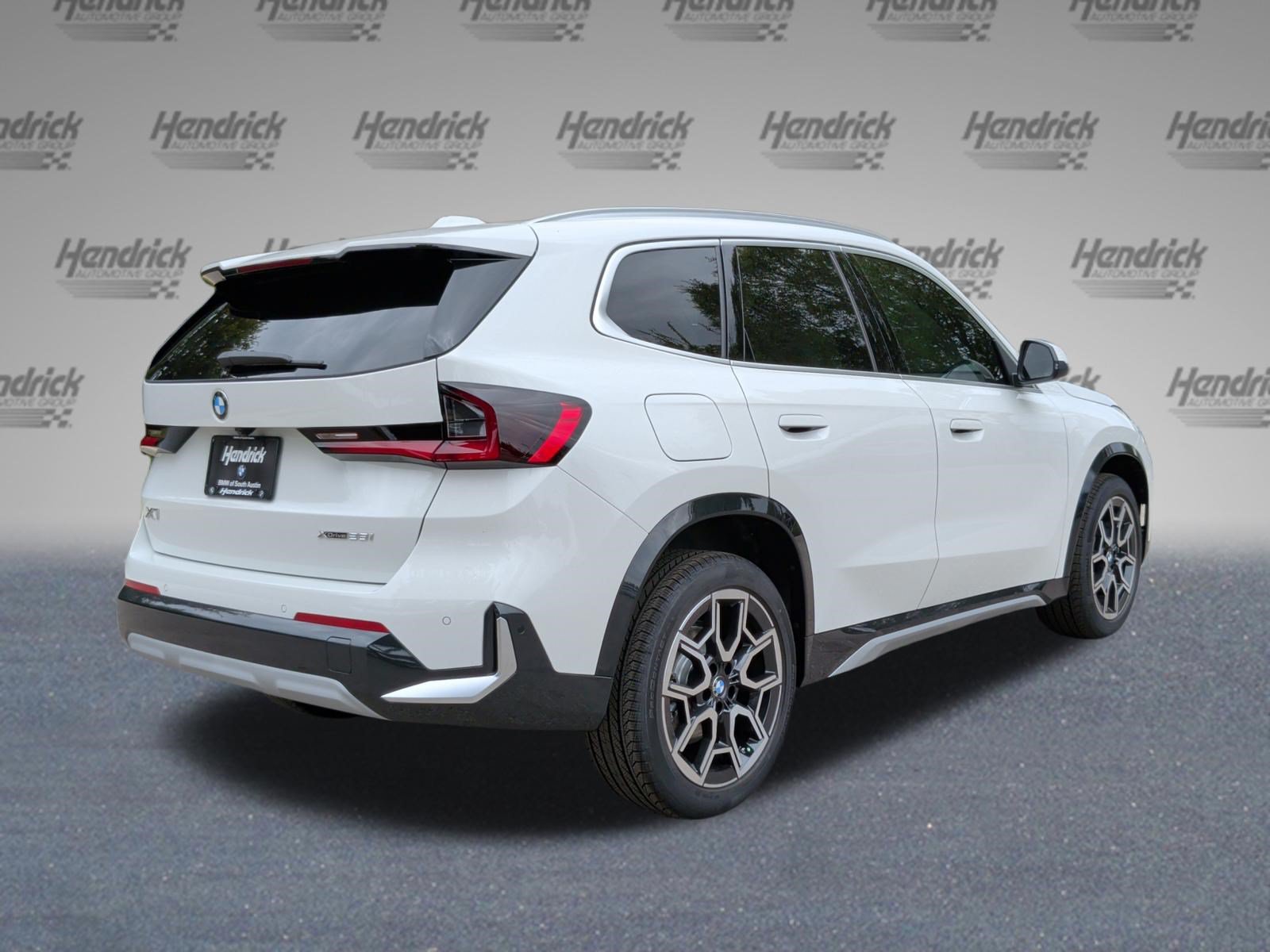 Used 2027 BMW X1 xDrive28i w/ Technology Package AWD/4WD image 7
