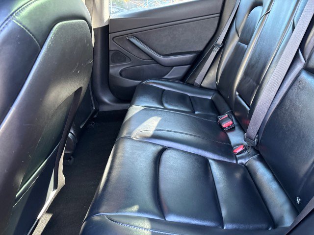 Used 2018 Tesla Model 3 Long Range image 11