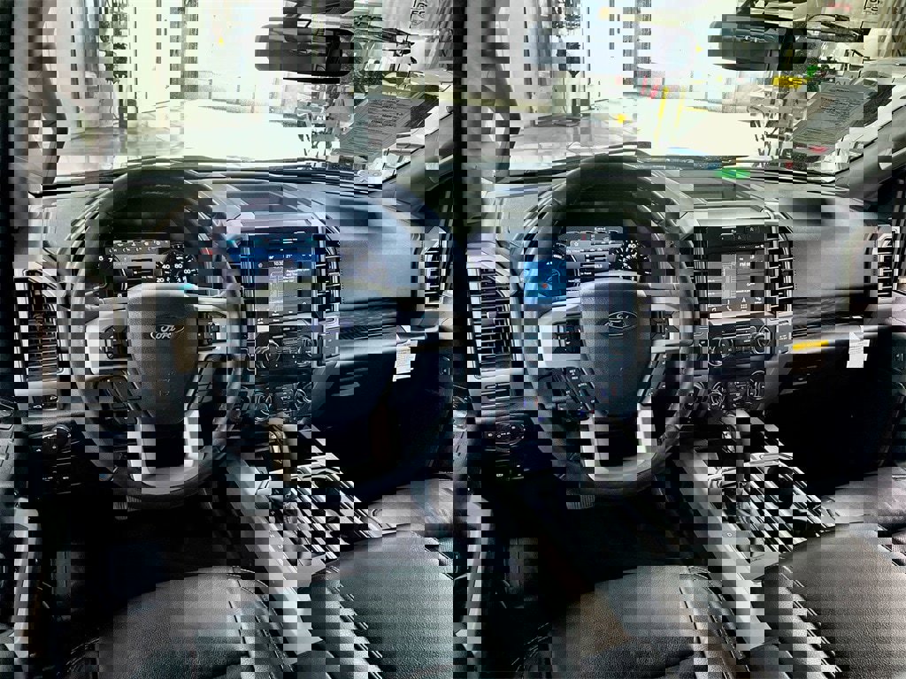 Used 2019 Ford F150 Lariat image 19