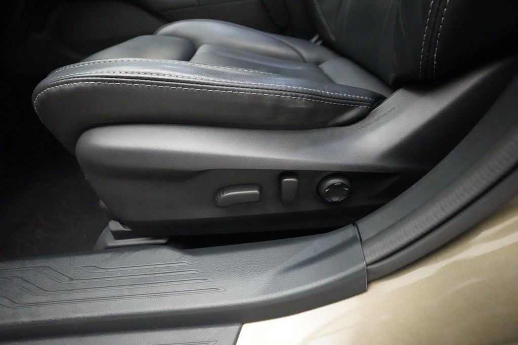 Certified 2024 Subaru Outback Limited image 30