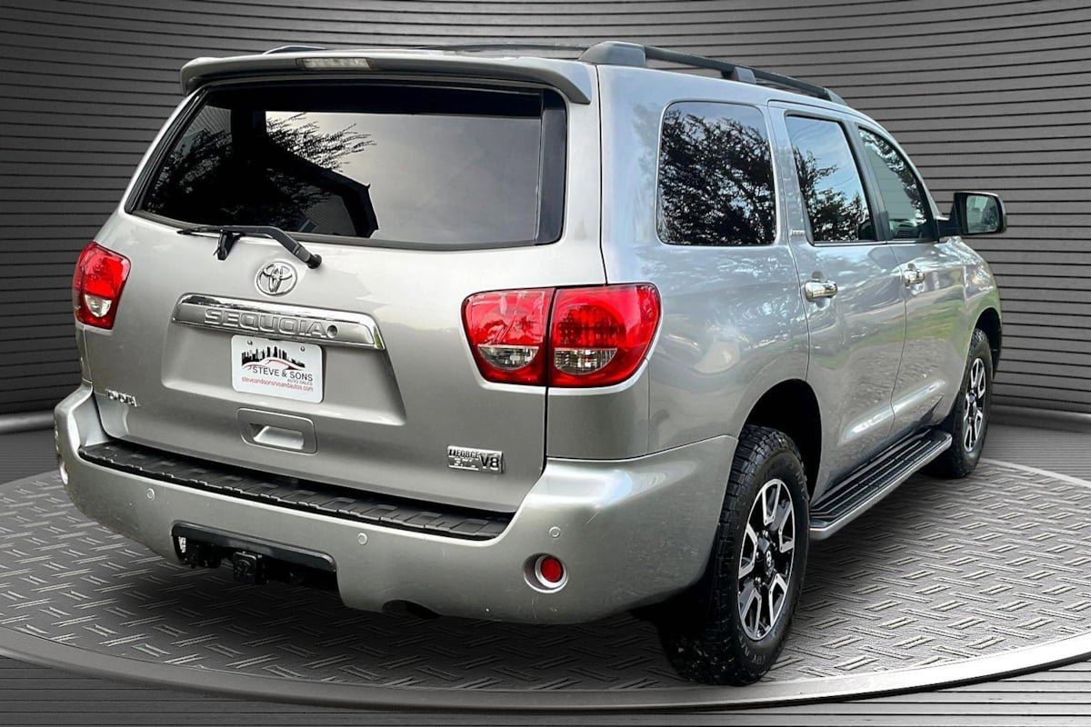 Used 2008 Toyota Sequoia Limited AWD/4WD image 6