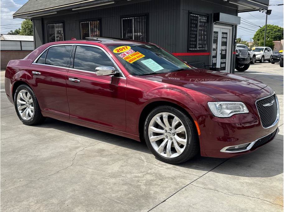 Used 2017 Chrysler 300 C w/ Safetytec Plus Group RWD image 41