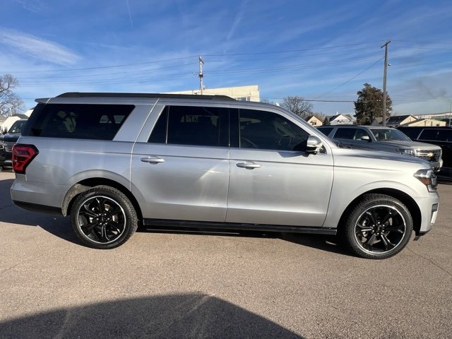 Used 2023 Ford Expedition Max Limited image 7