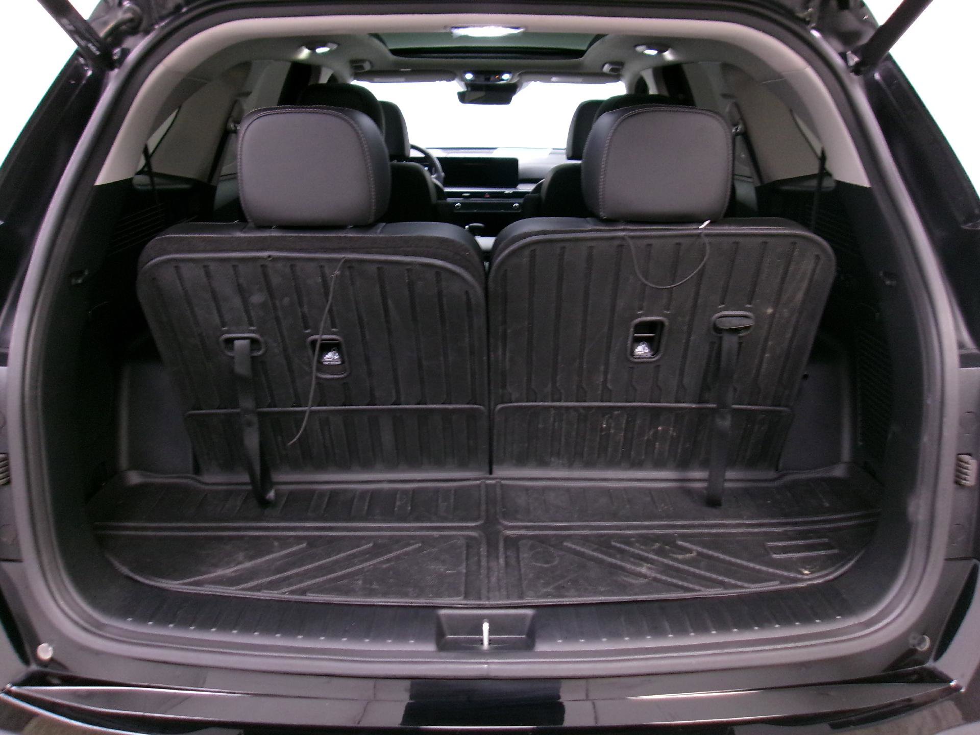 Used 2024 Kia Sorento SX image 14