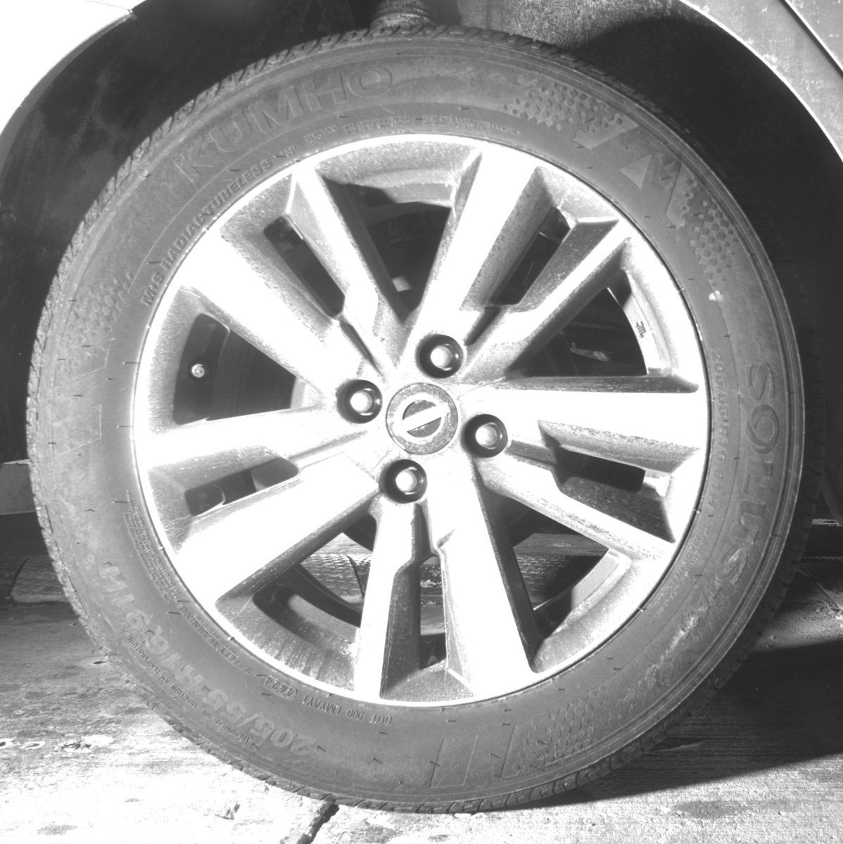 Used 2025 Nissan Versa SV w/ Trunk Package image 15