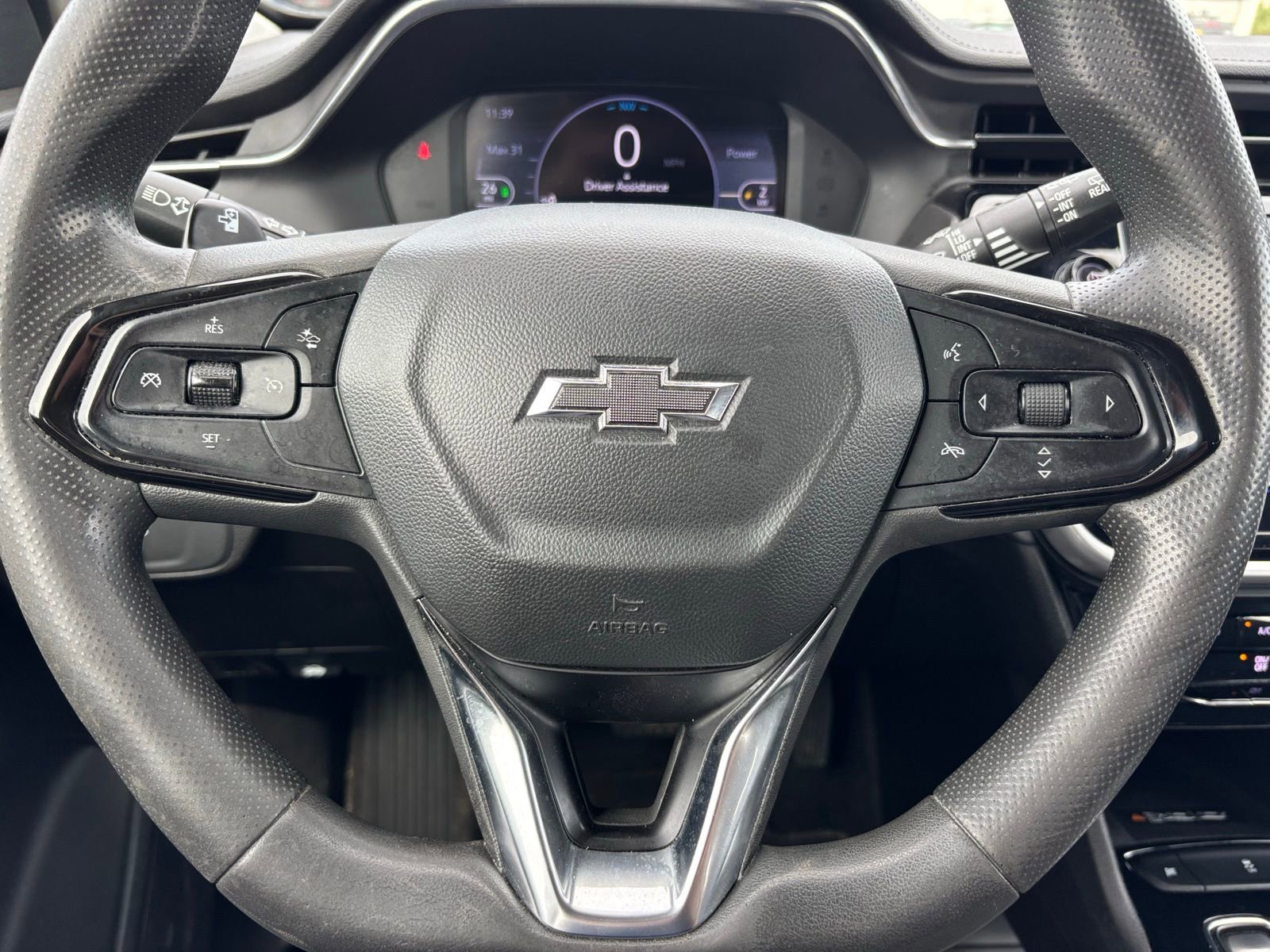 Used 2023 Chevrolet Bolt EUV LT FWD image 24