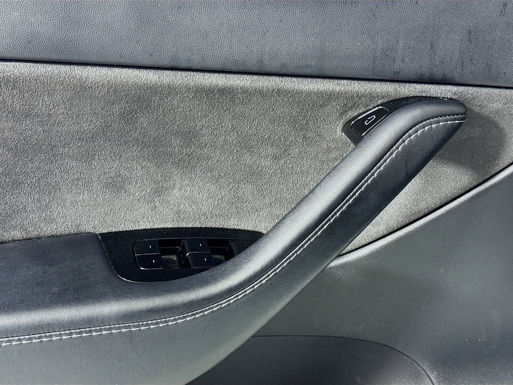 Used 2021 Tesla Model Y 2WD image 15