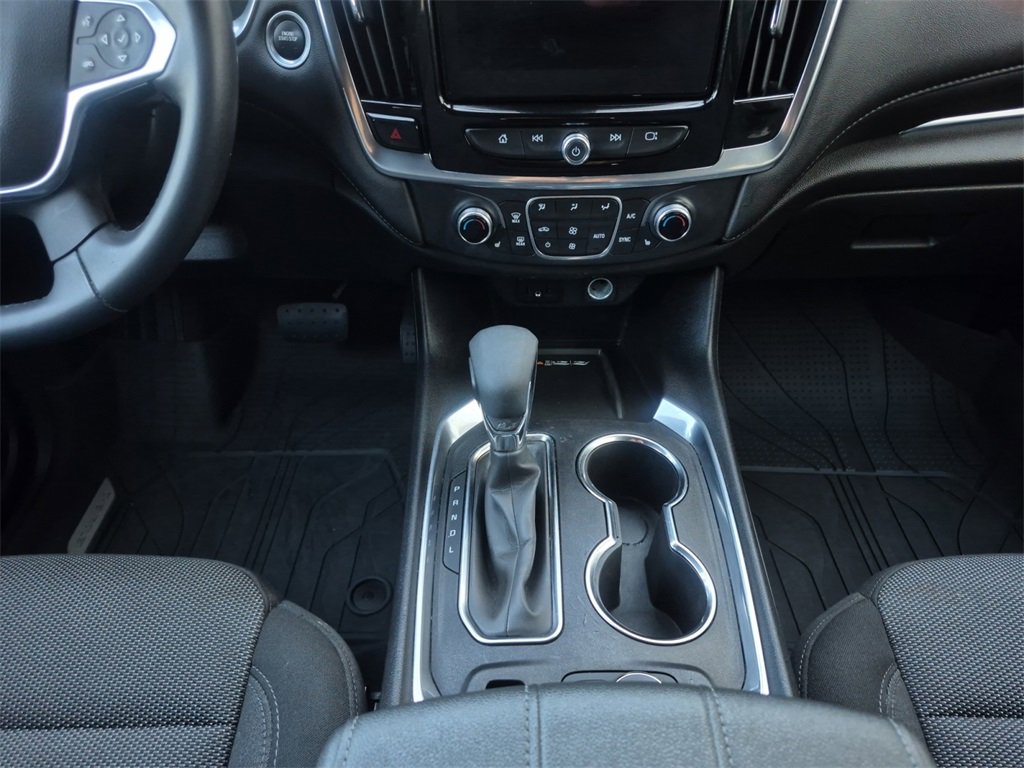 Used 2022 Chevrolet Traverse LT w/ LPO, Floor Liner Package image 10
