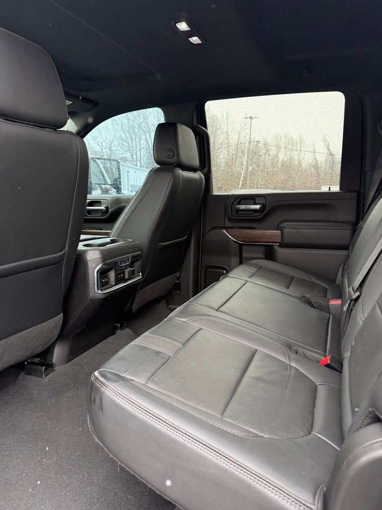 Used 2023 Chevrolet Silverado 2500 High Country w/ Safety Package II image 17