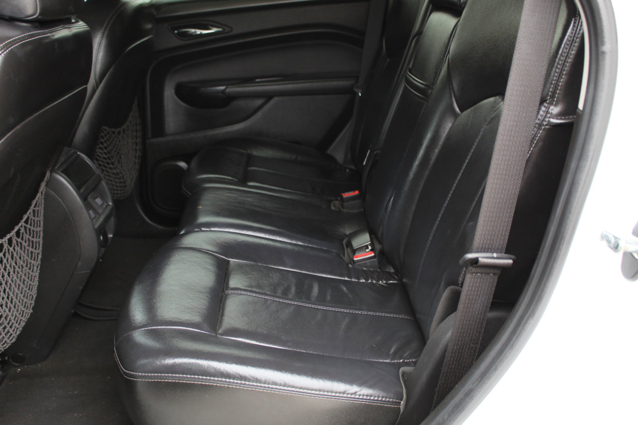 Used 2013 Cadillac SRX FWD image 13