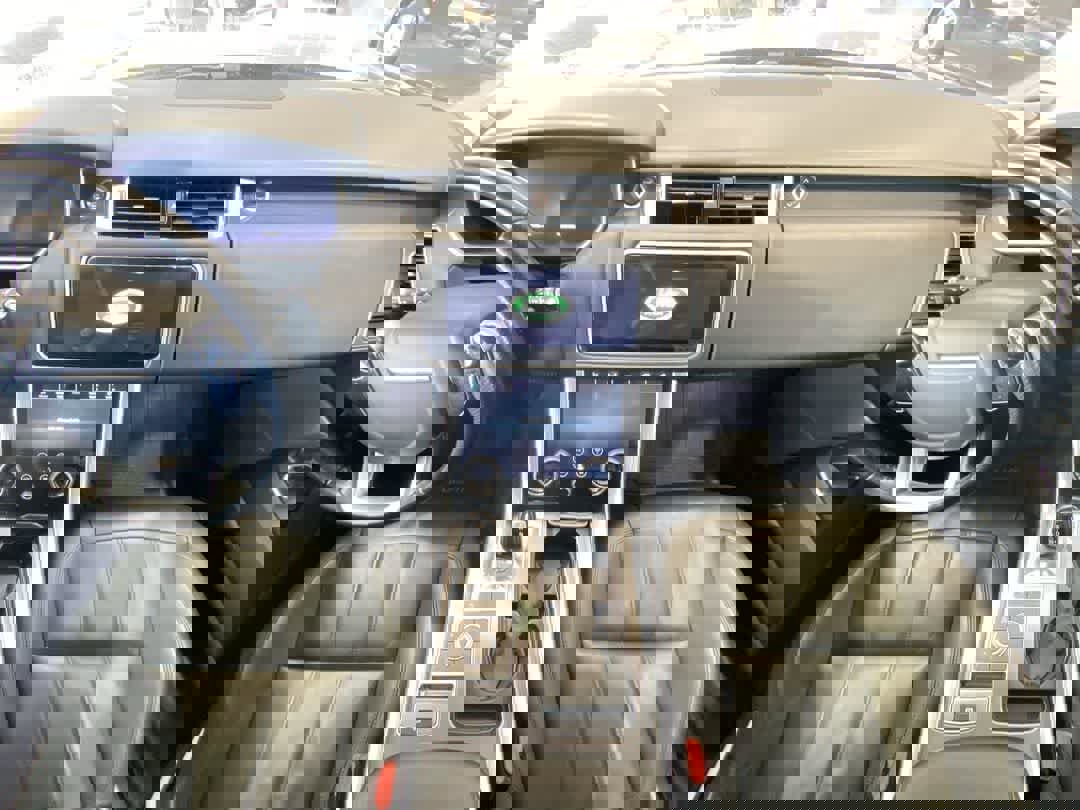 Used 2021 Land Rover Range Rover Sport SE image 23