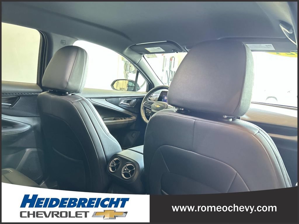 Used 2024 Chevrolet Blazer EV LT AWD/4WD image 33