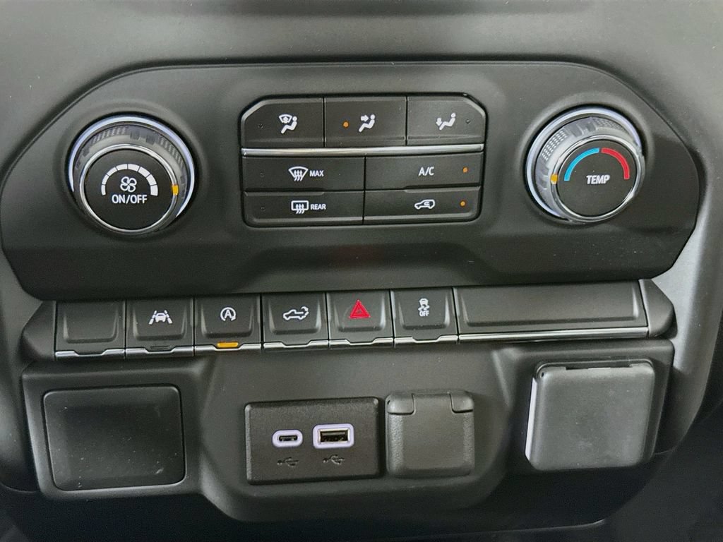 New 2026 Chevrolet Silverado 1500 Custom w/ Turbomax Blackout Package AWD/4WD image 15