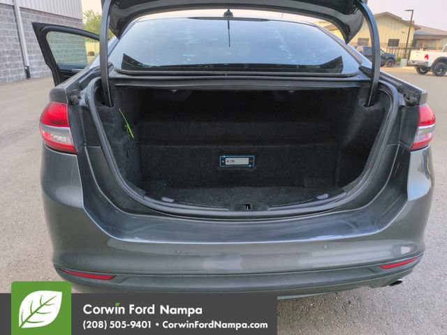 Used 2018 Ford Fusion Energi SE FWD image 28
