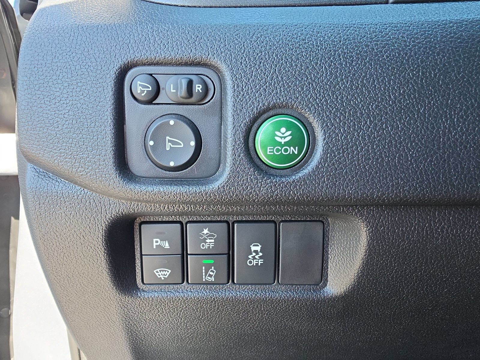 Certified 2025 Honda Passport TrailSport image 23