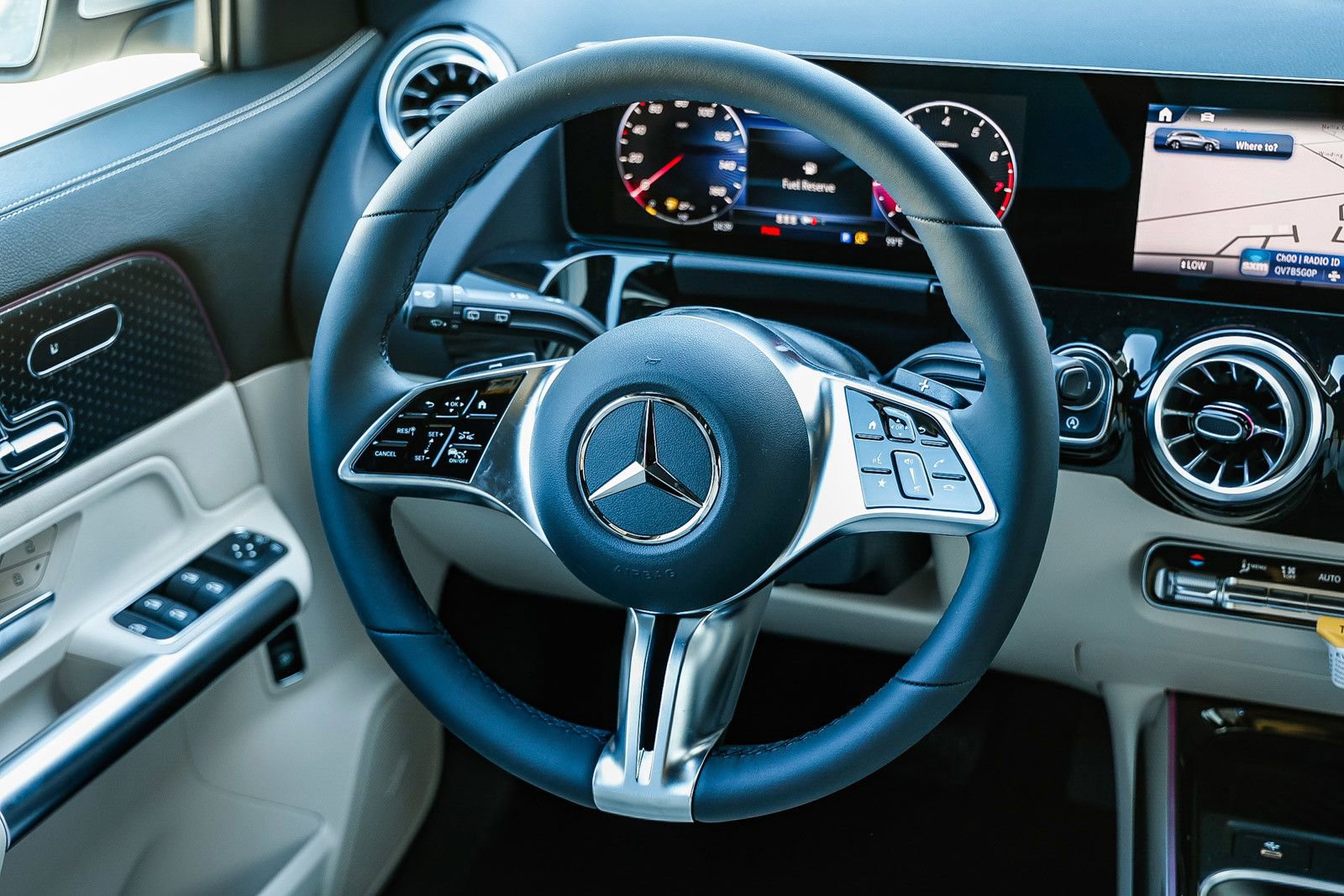 New 2026 Mercedes-Benz GLA 250 4MATIC image 13