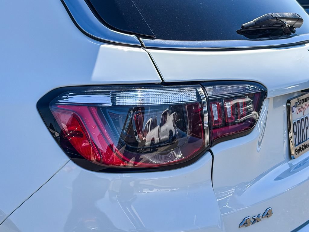 Used 2022 Jeep Compass Latitude AWD/4WD image 8