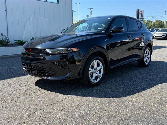 Certified 2025 Dodge Hornet GT w/ Cold Weather Group image 7