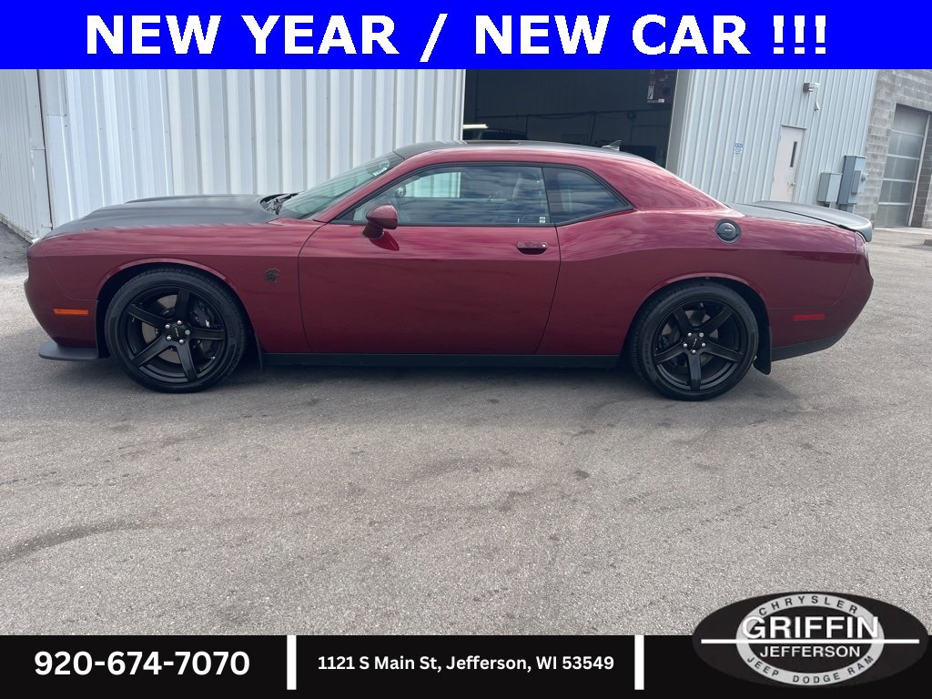 Used 2022 Dodge Challenger SRT Hellcat image 2
