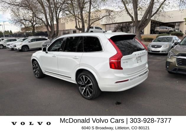 Used 2024 Volvo XC90 B6 Plus AWD/4WD image 2