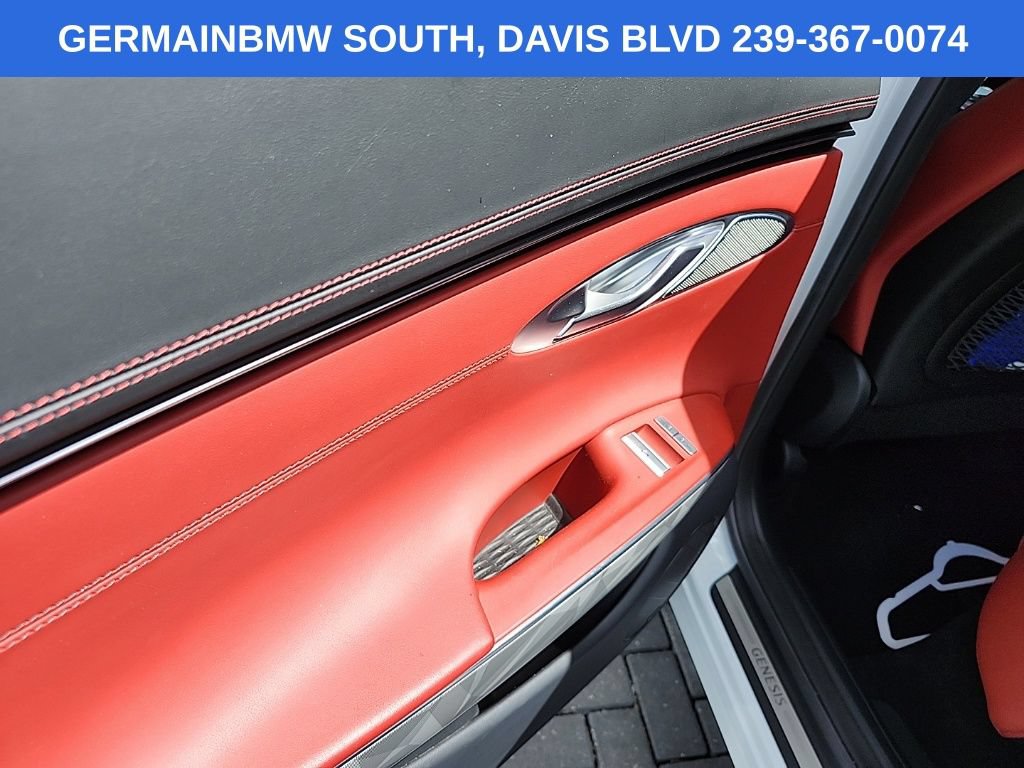 Used 2022 Genesis GV70 3.5T Sport w/ Sport Advanced Package AWD/4WD image 10