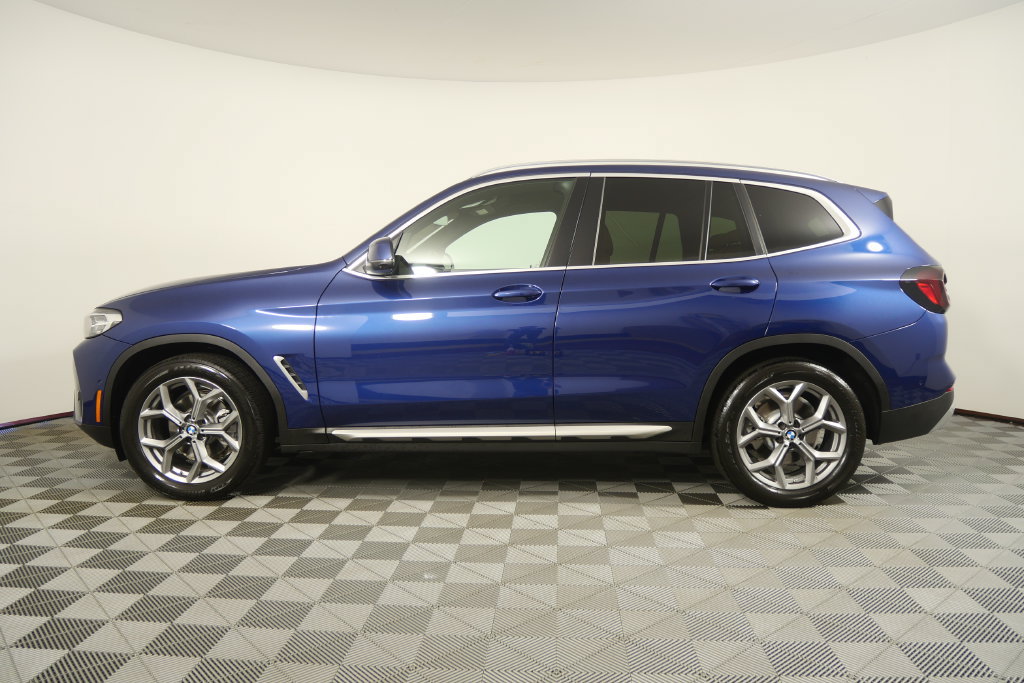 Certified 2024 BMW X3 sDrive30i w/ Convenience Package RWD image 7