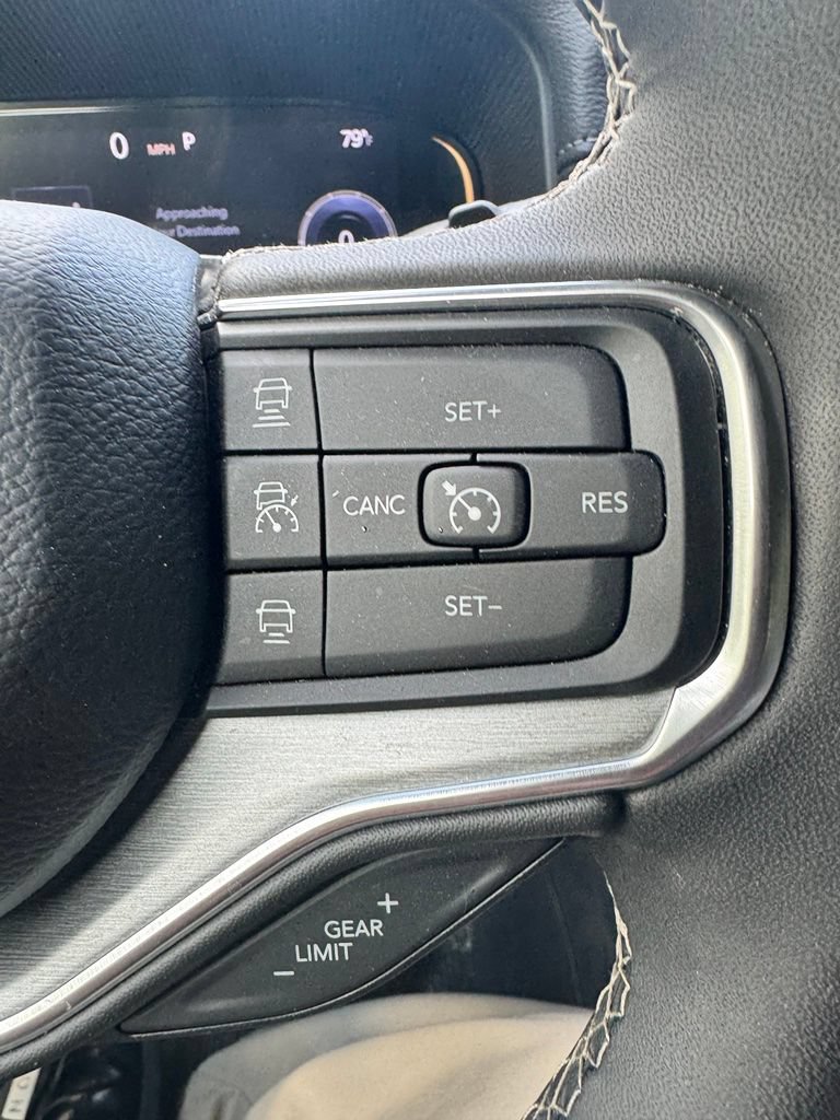 Used 2021 Volkswagen Atlas SEL Premium AWD/4WD image 23
