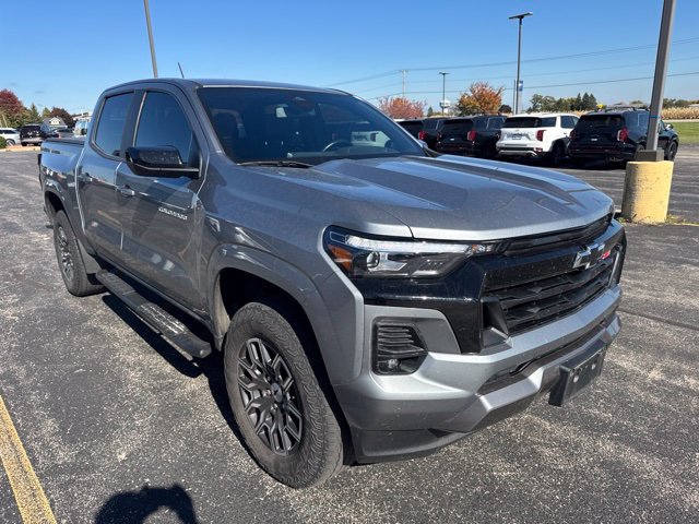Used 2023 Chevrolet Colorado Z71 w/ Z71 Convenience Package 2