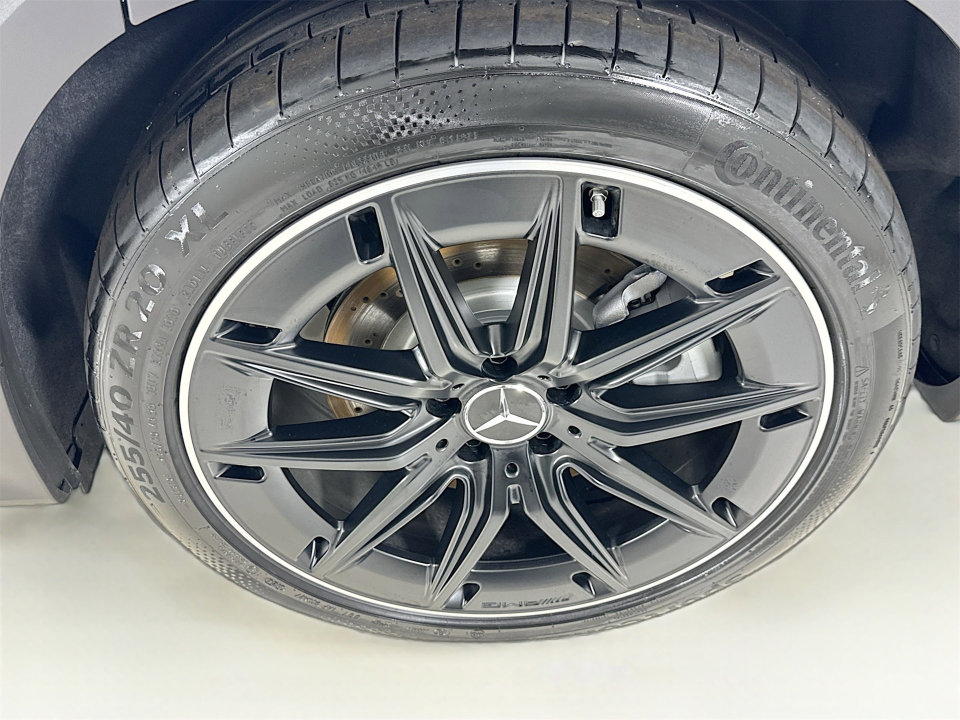 New 2026 Mercedes-Benz GLB 35 AMG 4MATIC image 33