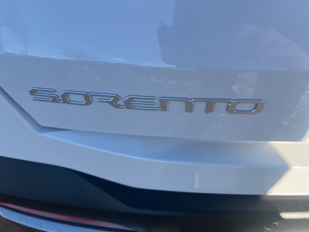 Certified 2024 Kia Sorento SX image 32