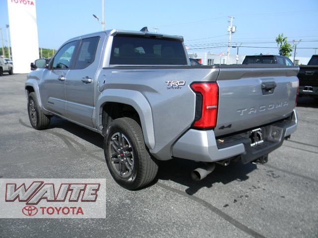 Certified 2025 Toyota Tacoma TRD Sport AWD/4WD image 6