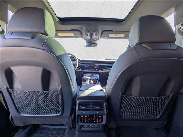 Used 2020 Audi Q8 Prestige image 21