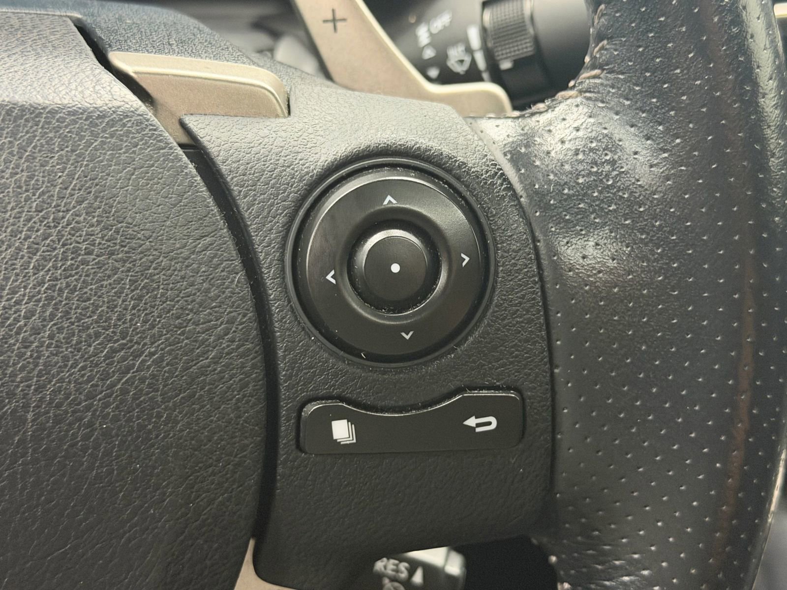 Used 2014 Lexus IS 250 w/ F-Sport Package RWD image 26