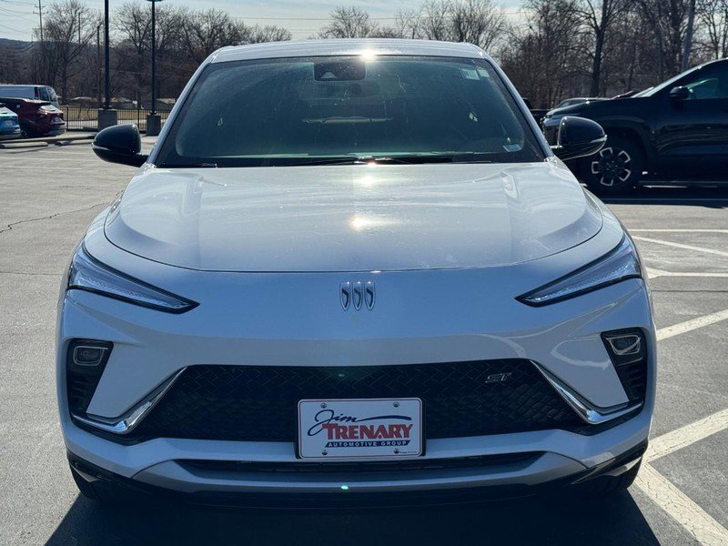 Used 2025 Buick Envista Sport Touring w/ Convenience I Package image 9