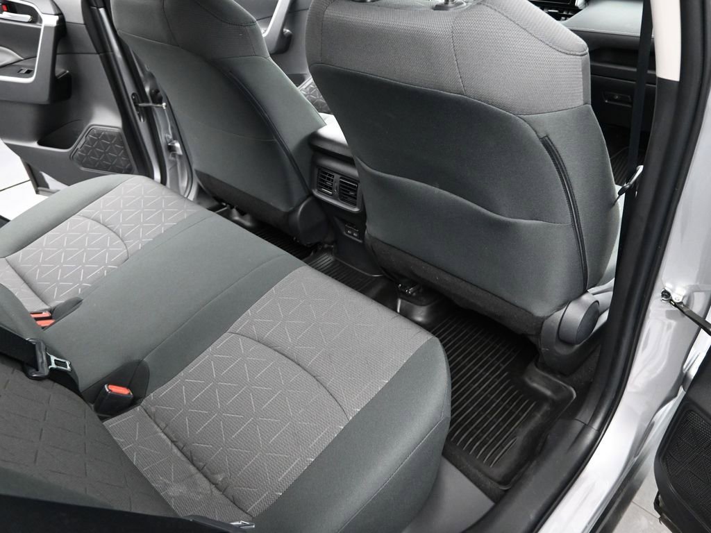 Used 2023 Toyota RAV4 XLE w/ Convenience Package image 13