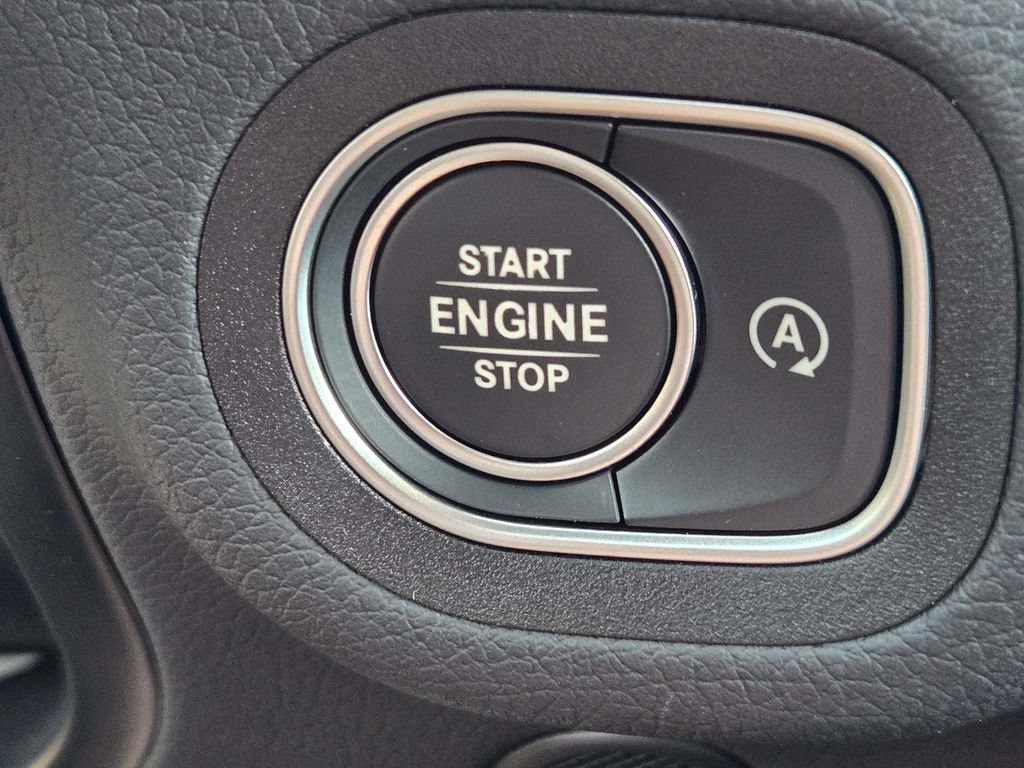 Used 2020 Mercedes-Benz GLS 450 4MATIC image 34