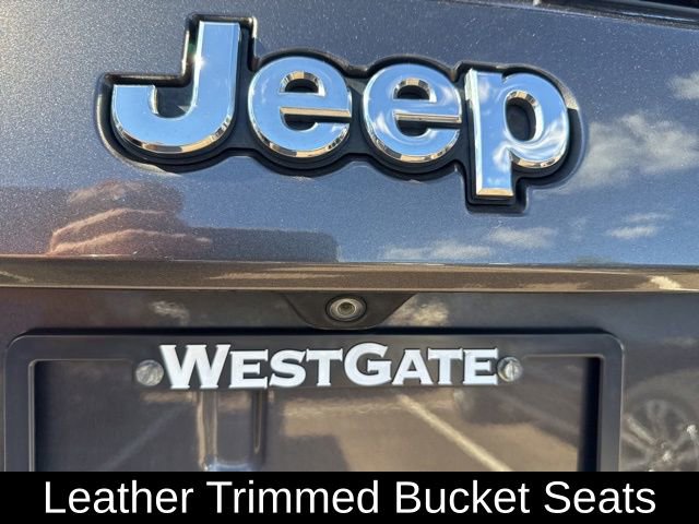 Used 2018 Jeep Grand Cherokee Limited image 42