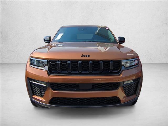 New 2026 Jeep Grand Cherokee Limited w/ Limited Altitude Package RWD image 5