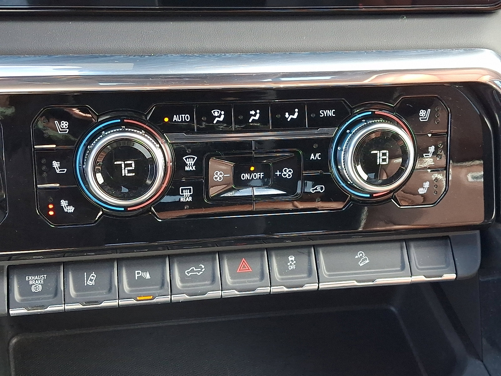 Certified 2025 GMC Sierra 2500 Denali Ultimate image 18