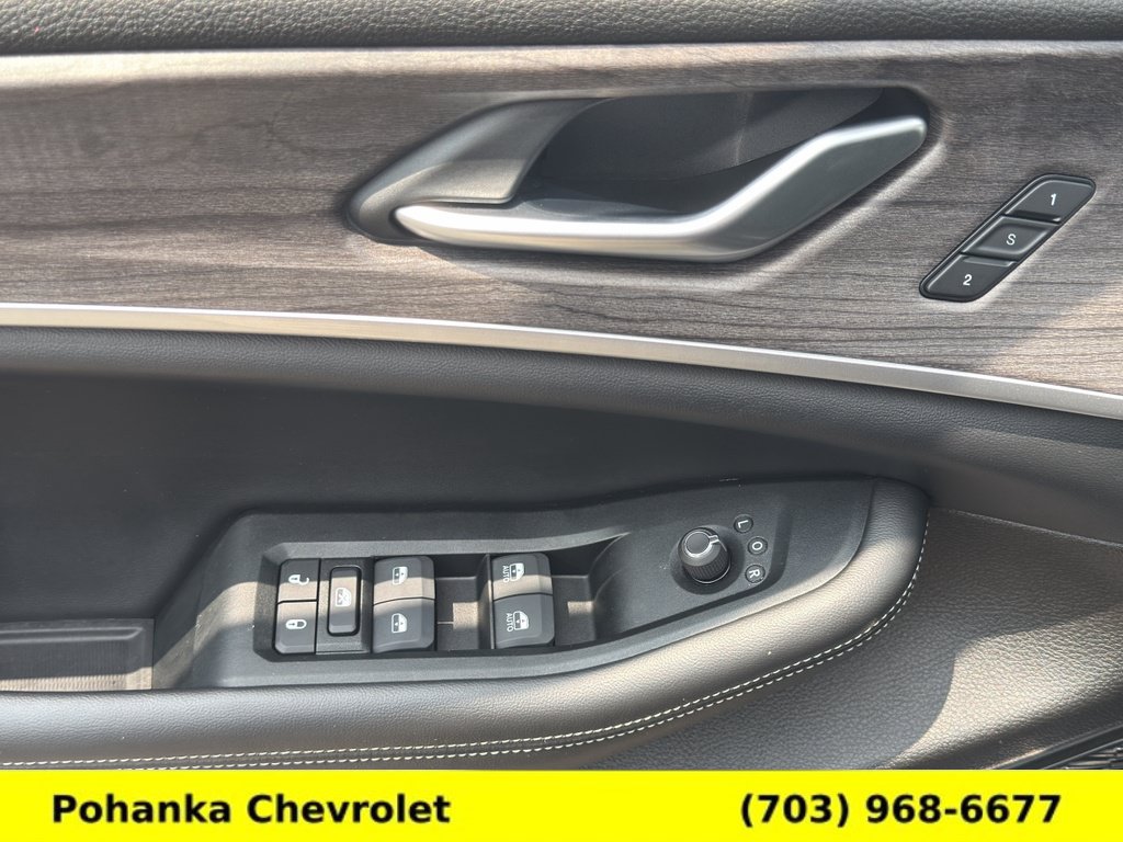 Used 2024 Jeep Grand Cherokee L Limited AWD/4WD image 21
